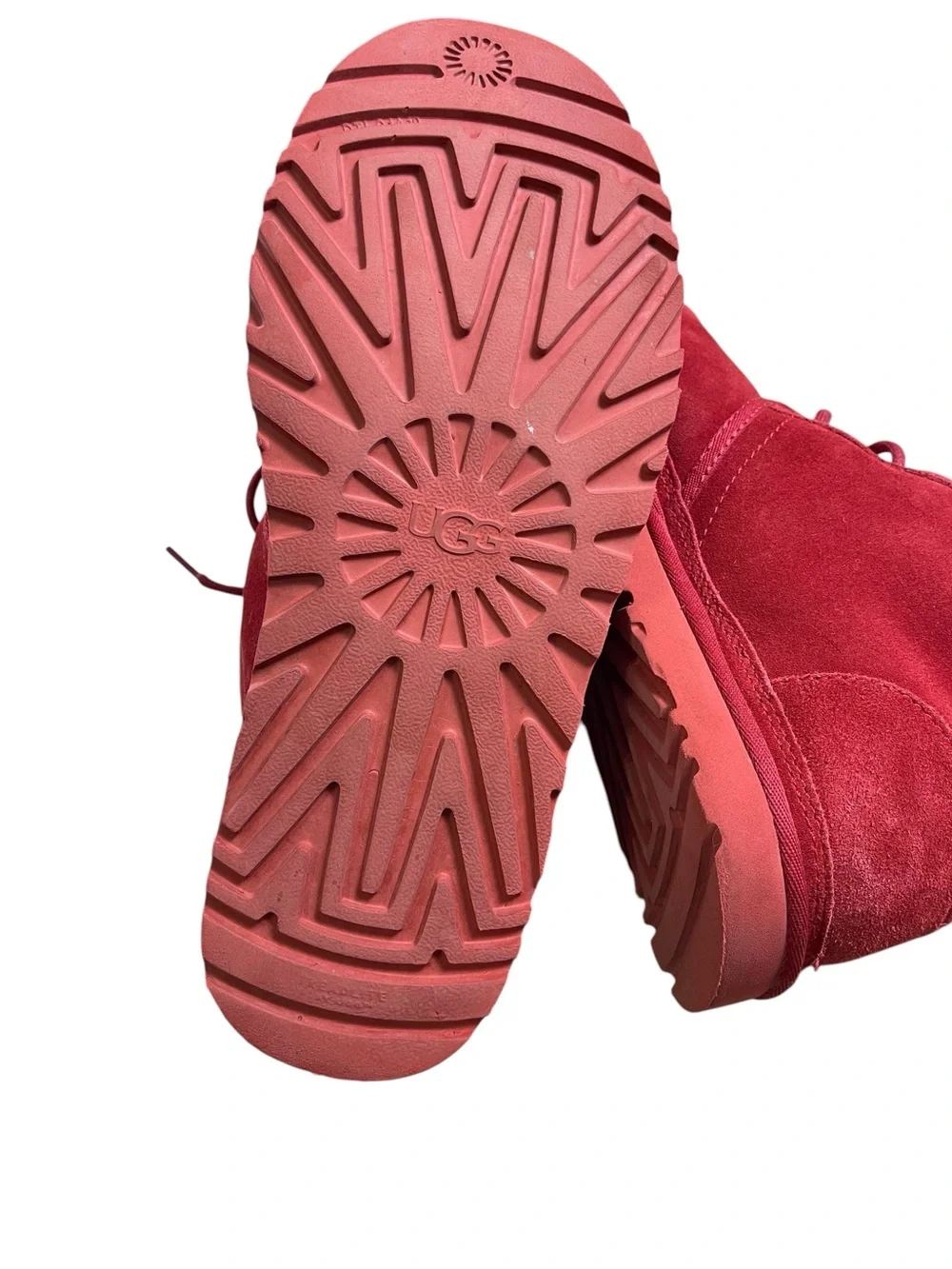 UGG men  neumel Red Suede Lace-Up Ankle Boots 10 S/N 3236
